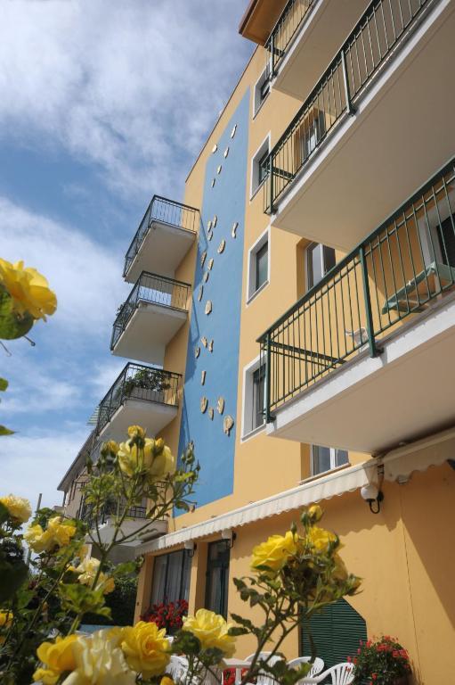 Hotel Garden Albissola Marina Exterior photo